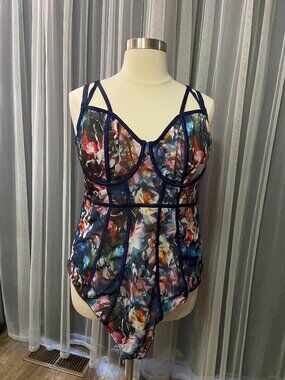 Torrid Floral Galaxy Print Blue Body suit Size 4